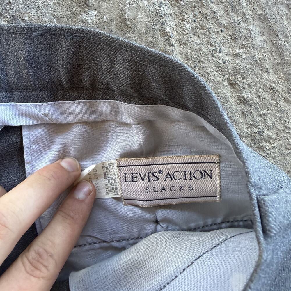 Vintage Levi's Action Action Slacks Gray Trouser Pants Men's 80s Preppy 32x31 - Picture 5 of 7